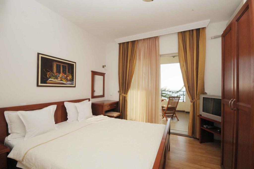 Apartments Leut Sveti Stefan Exterior foto