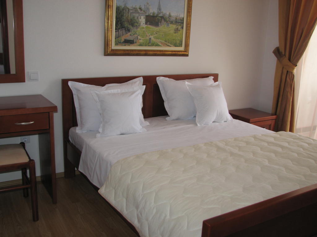 Apartments Leut Sveti Stefan Habitación foto